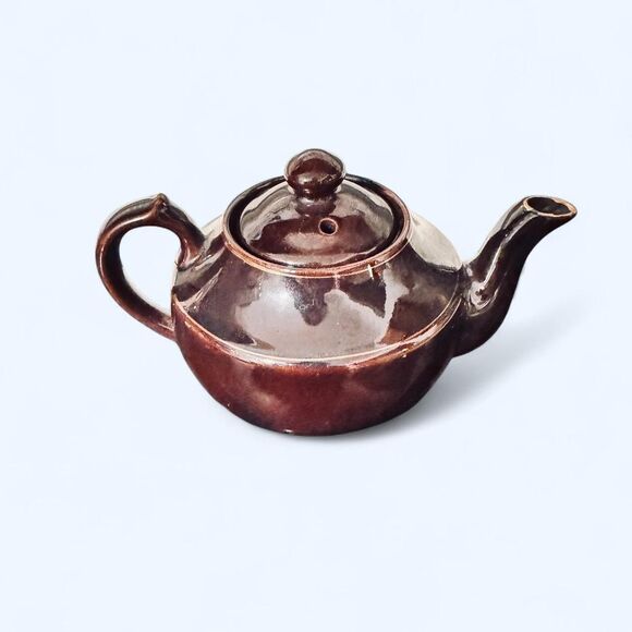 Vintage Brown Betty Redware teapot Boho and Cottage Vibes - Picture 2 of 8